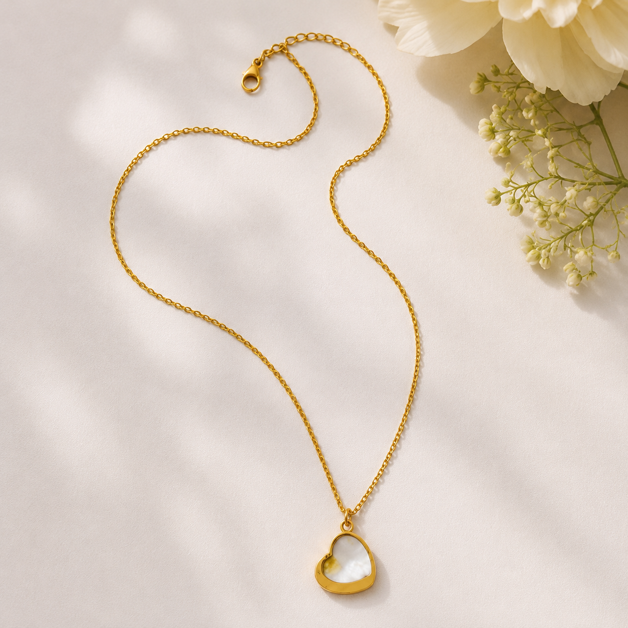 LUNA HEART NECKLACE