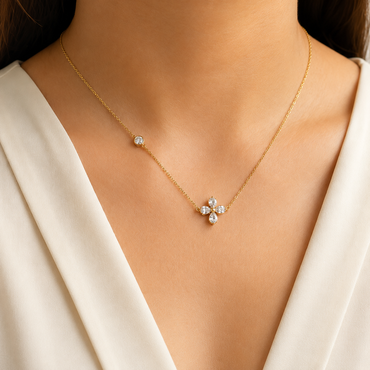 PEARL PETALS NECKLACE
