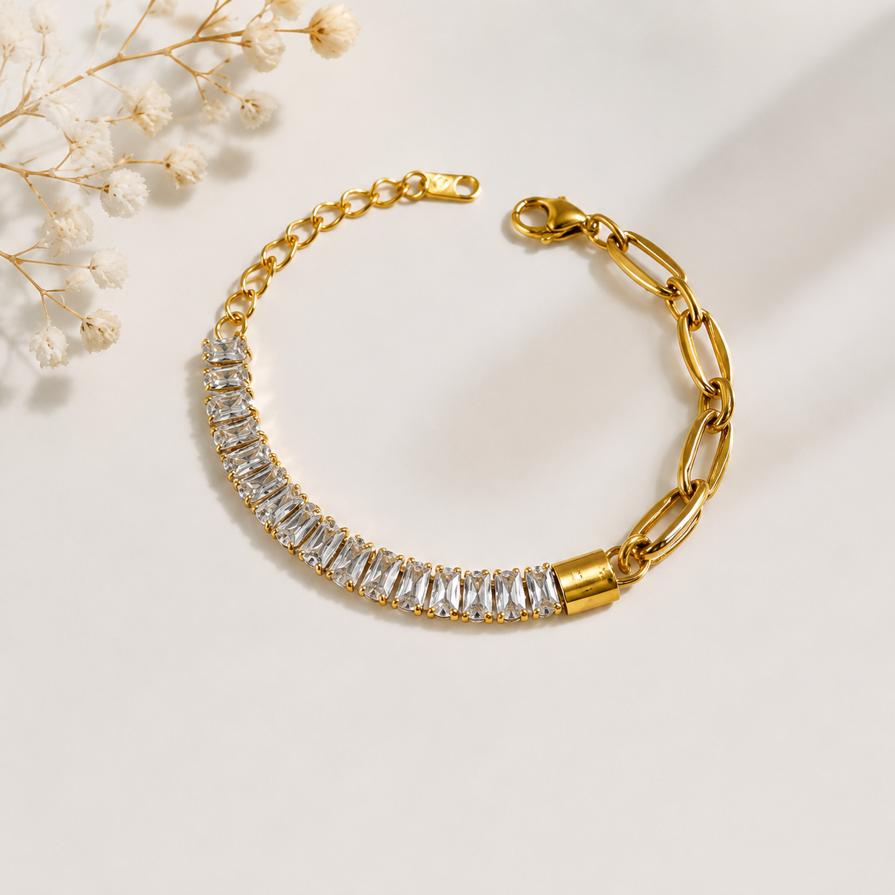 DIAMOND GLEAM CHAIN BRACELET