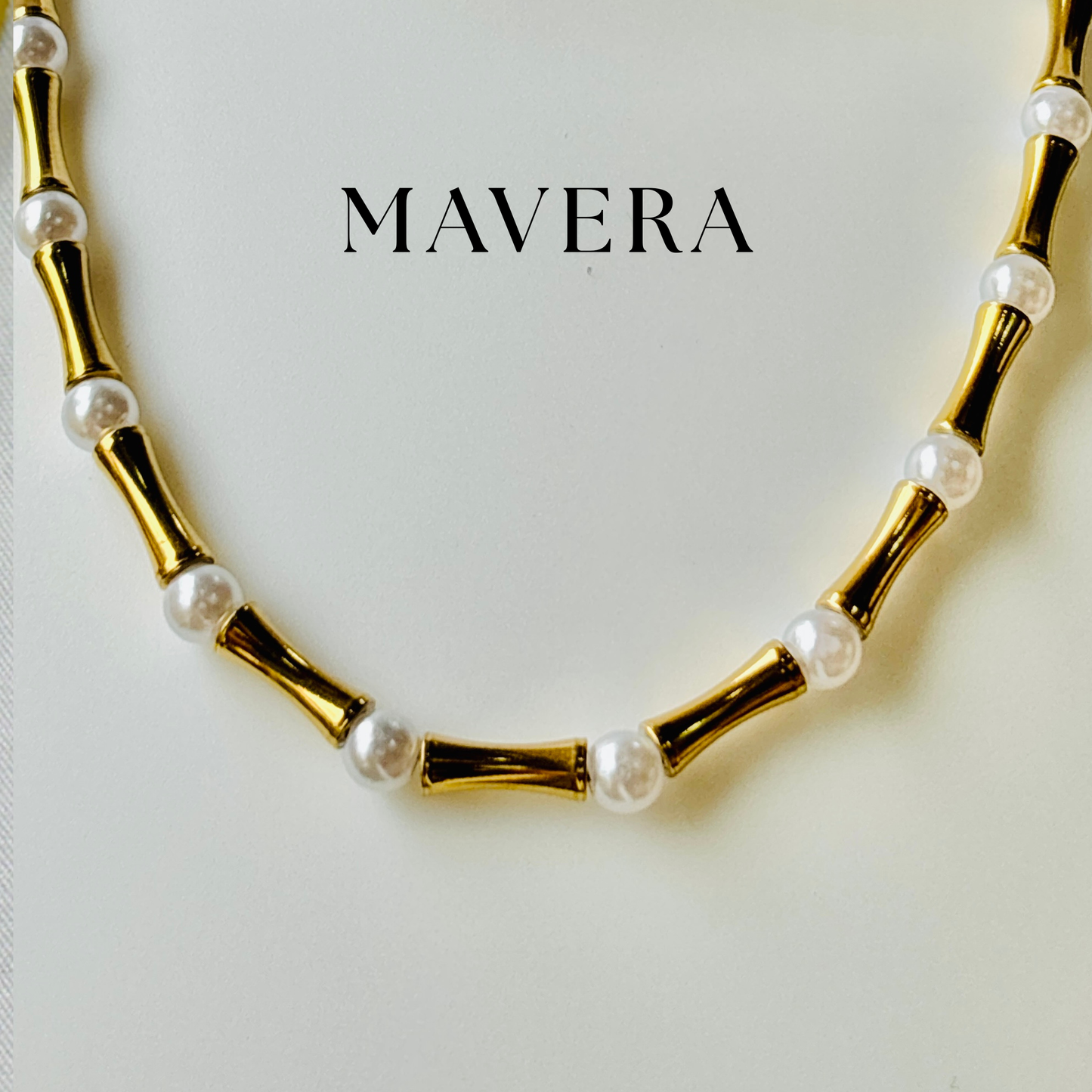 RAY OF WHITE NECKLACE