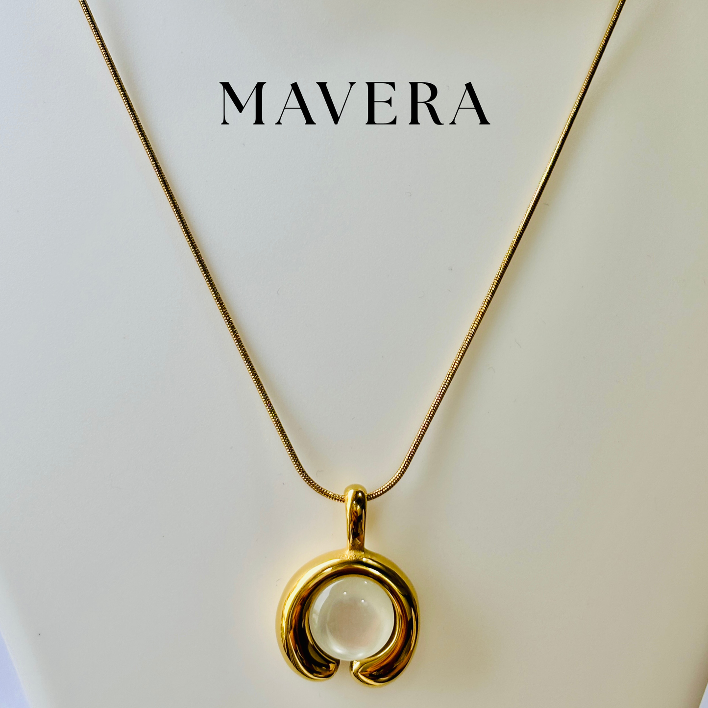 AURA BEAM NECKLACE