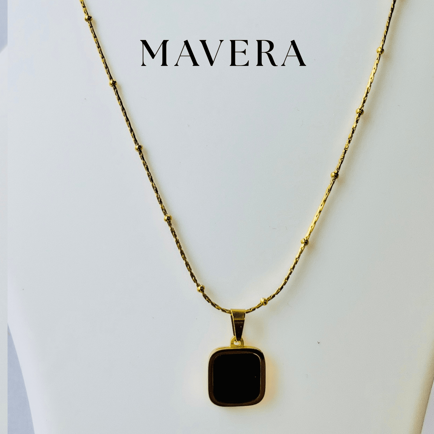 SUNSTONE BLACK NECKLACE