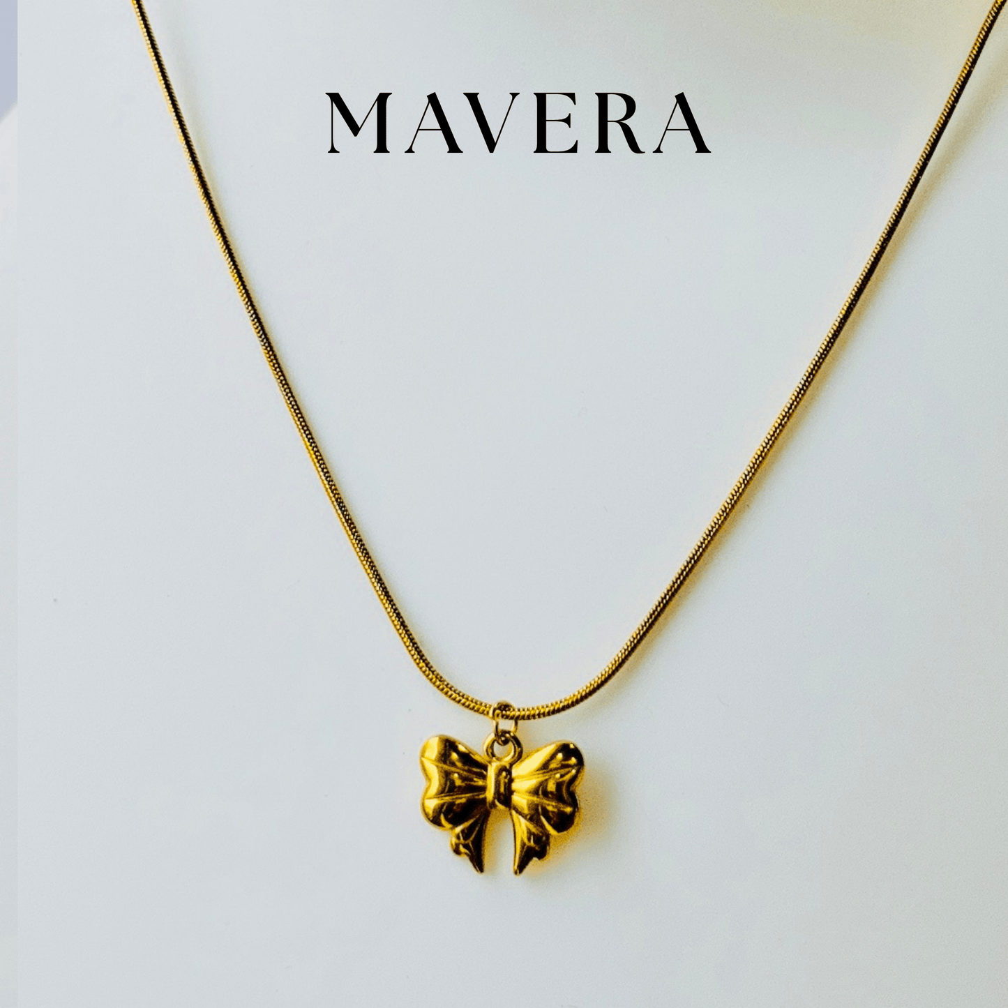 GOLDEN CHARM BOW NECKLACE
