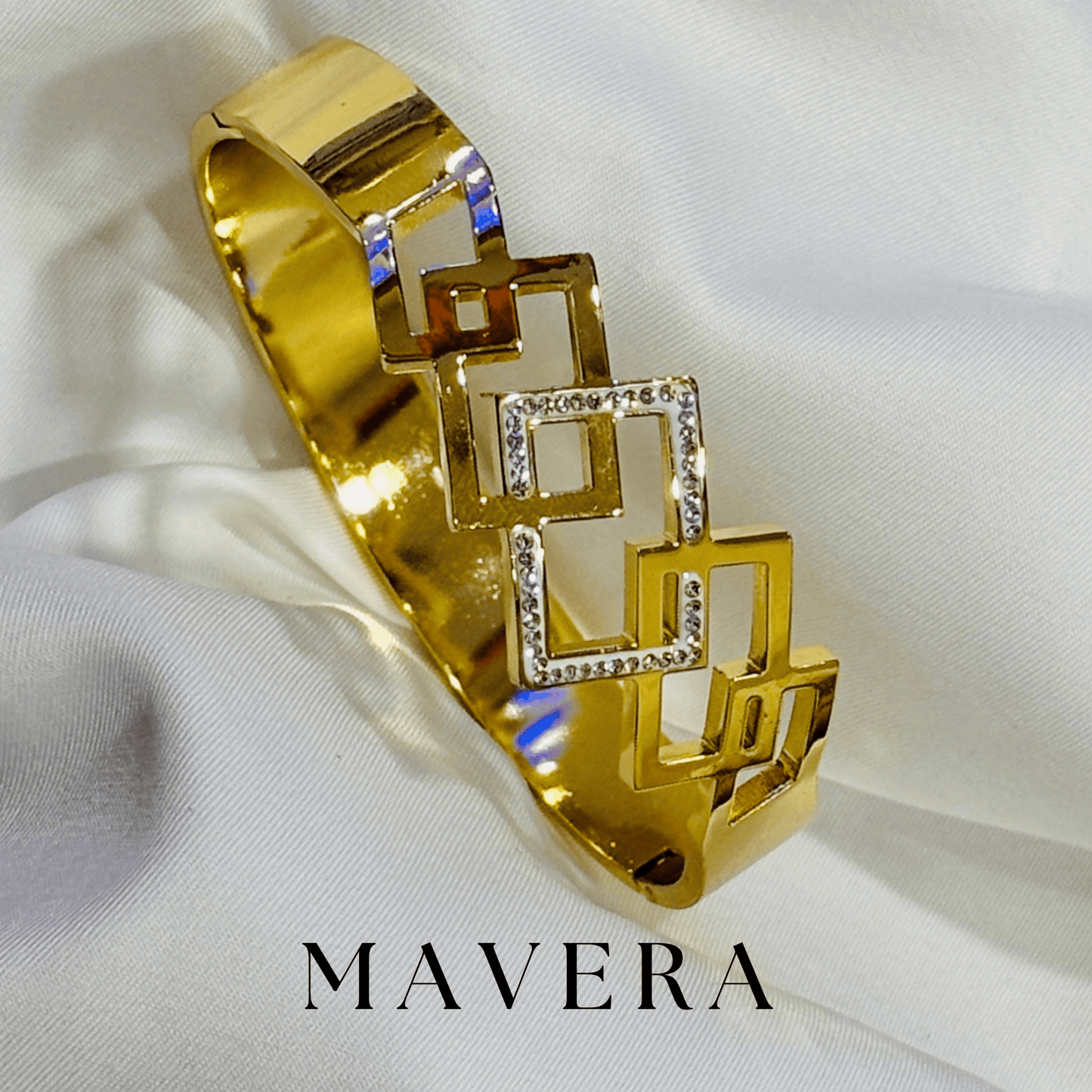 Forever Line bracelet