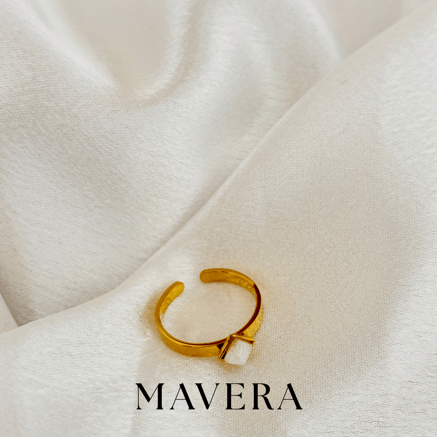 SOFT AURA ADJUSTABLE RING