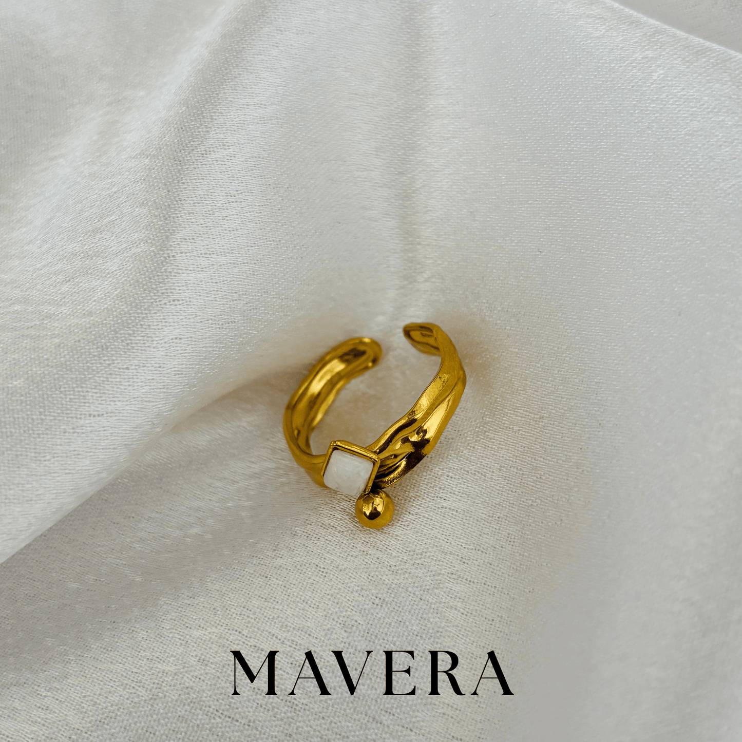SOFT AURA ADJUSTABLE RING