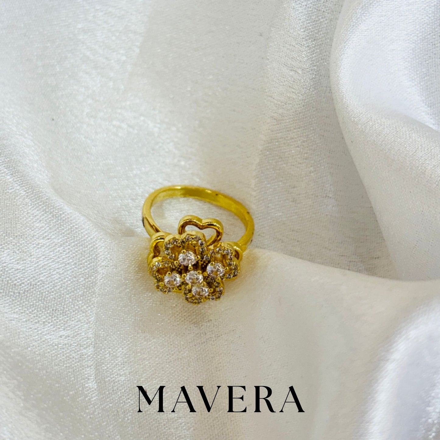LUNA PETAL ADJUSTABLE RING