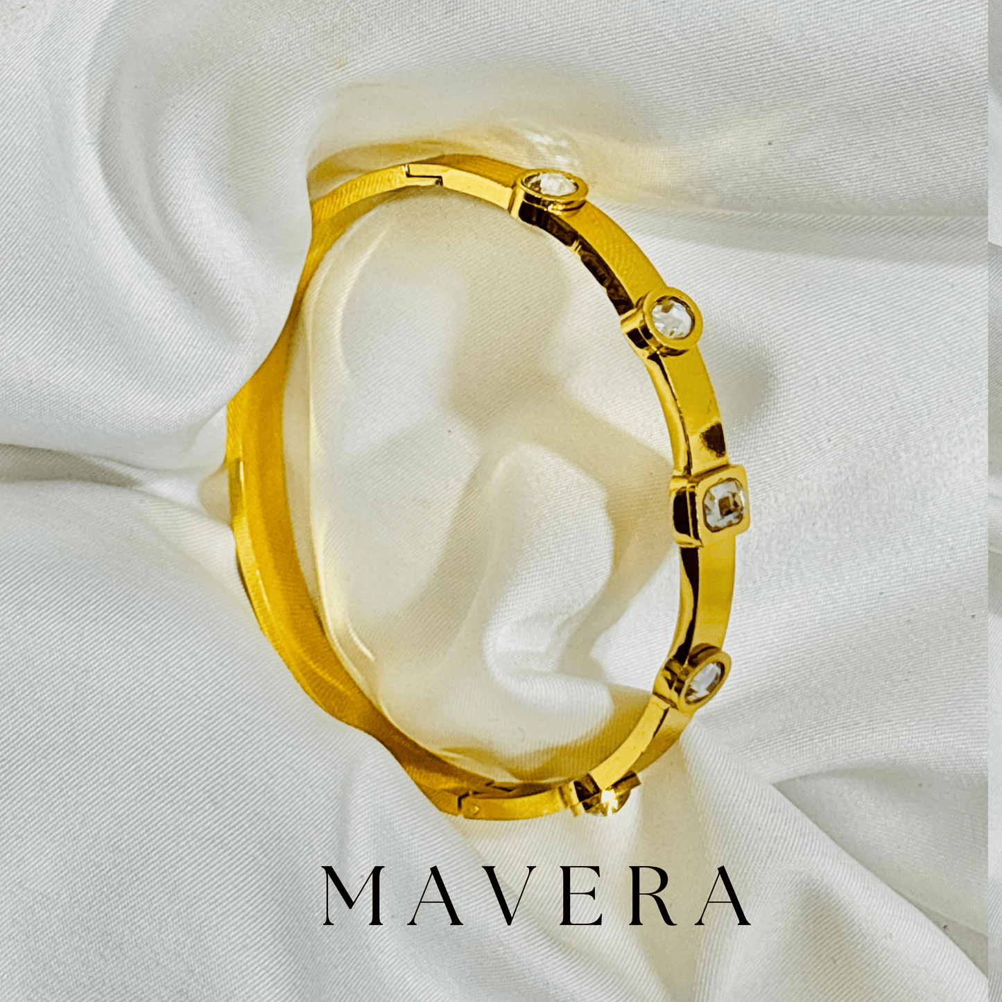 Golden Shine Bracelet