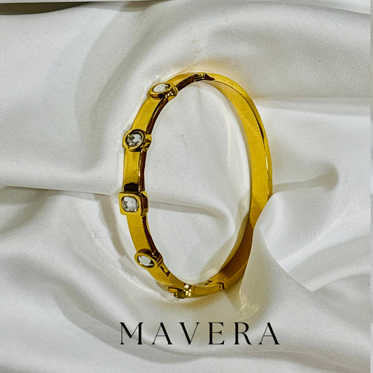 Golden Shine Bracelet