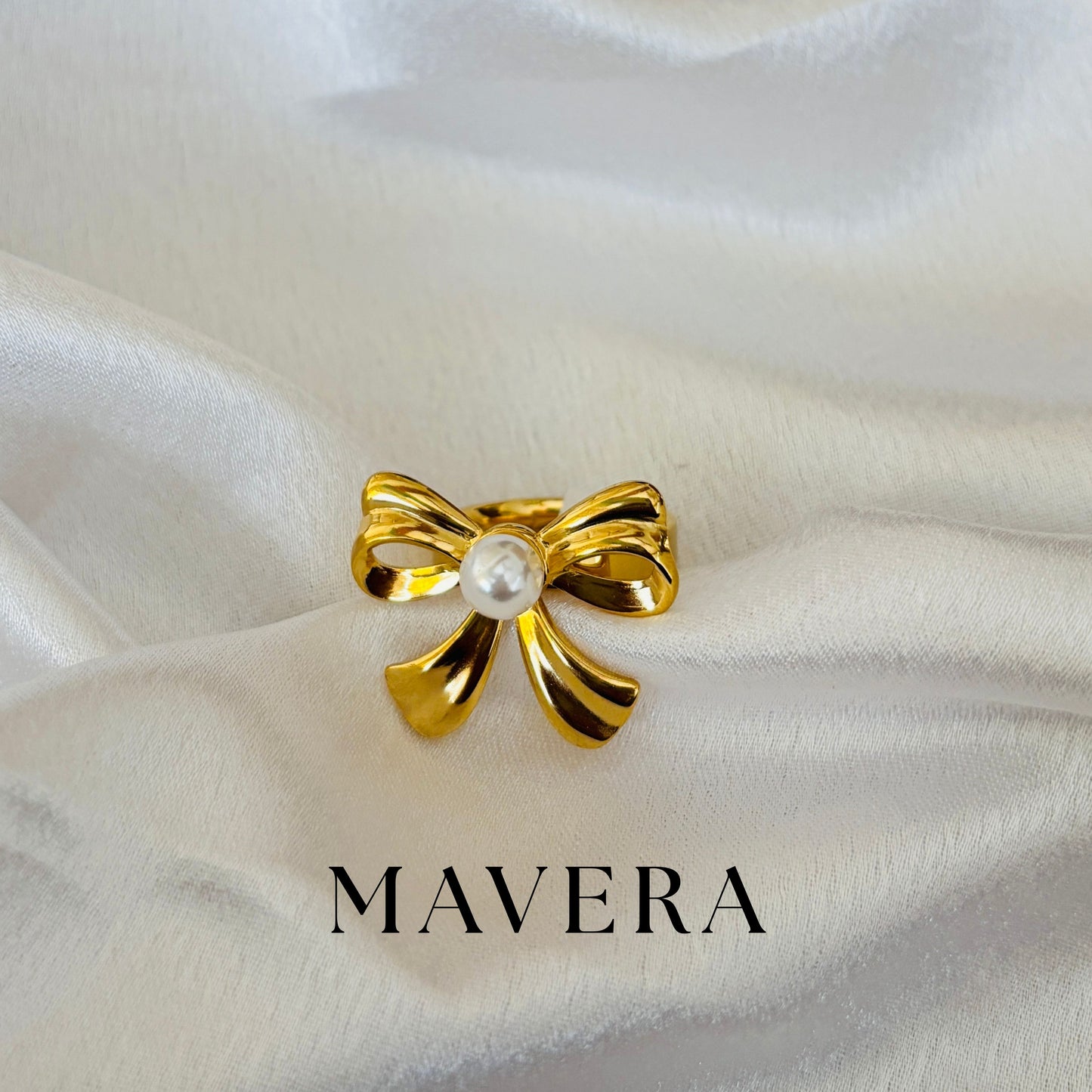 PEARL BOW RING