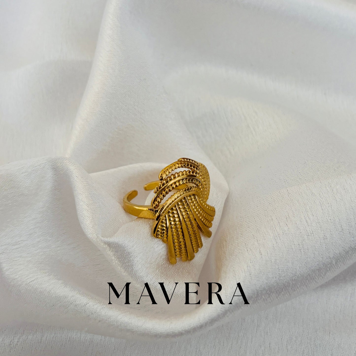 VILORA ADJUSTABLE RING