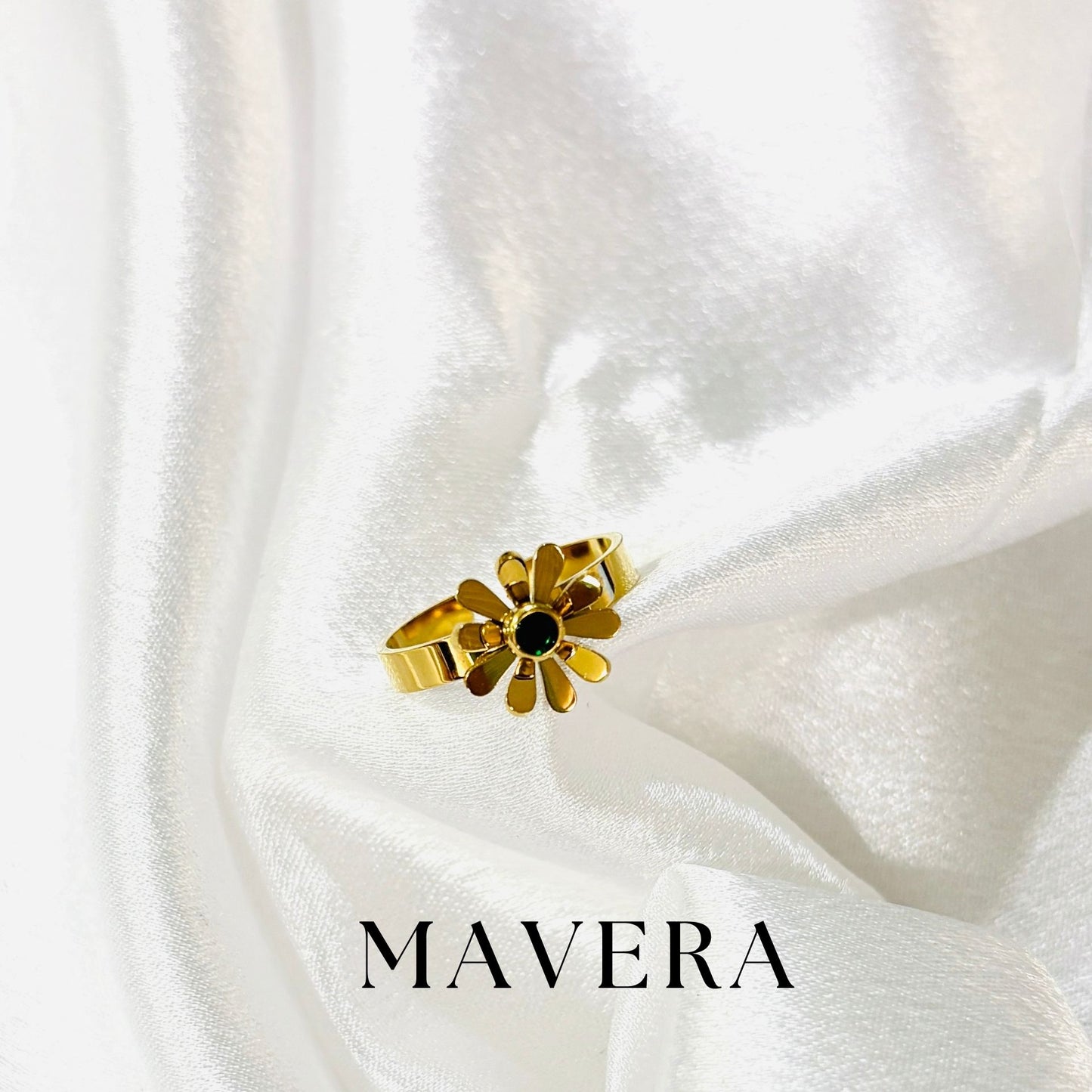 GREEN LUXE RING