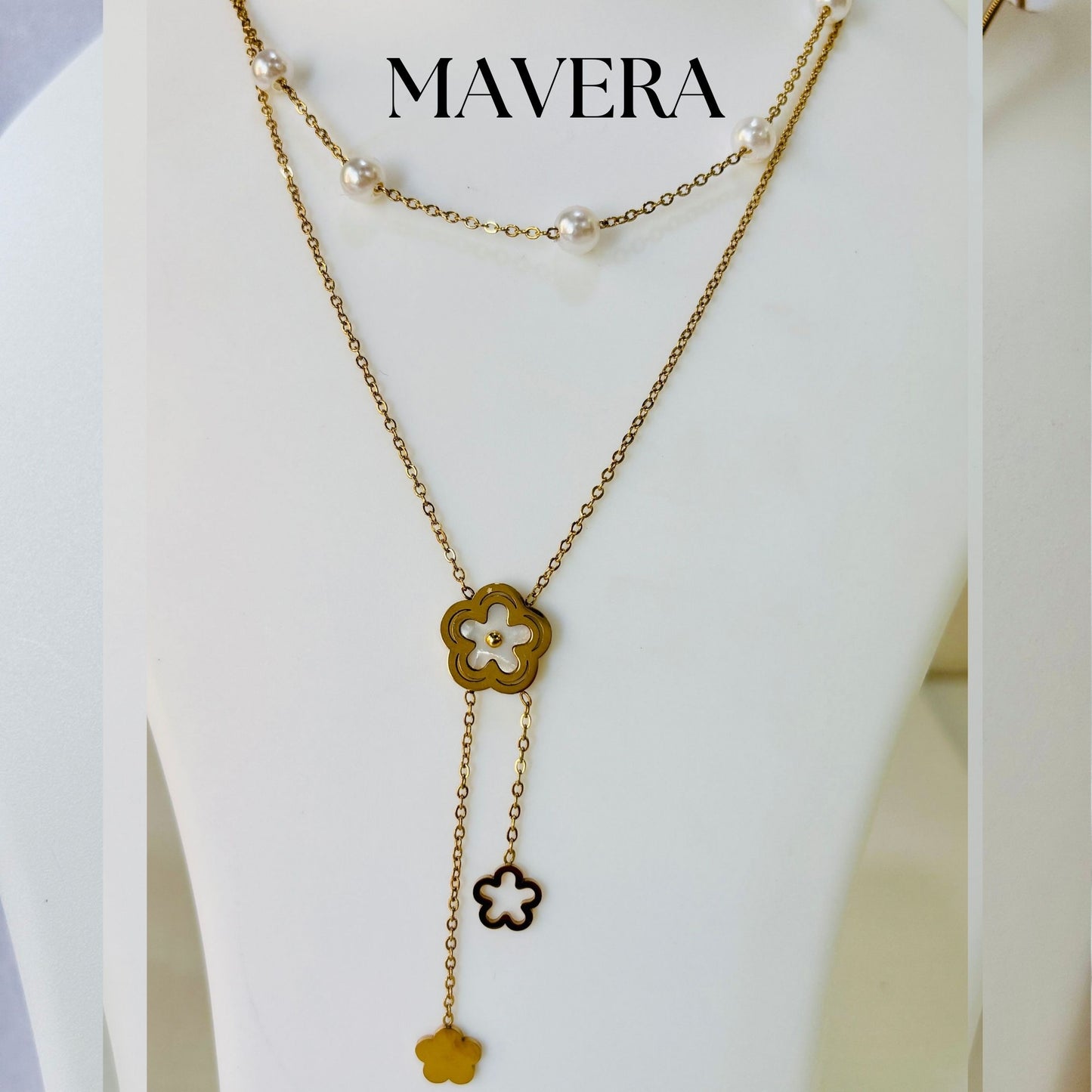 FLOWER NECKLACE