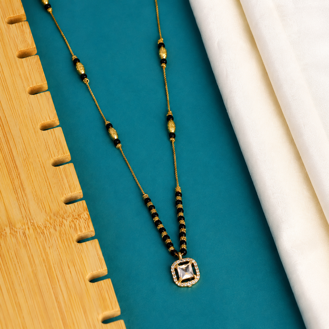PETAL SHINE MANGALSUTRA