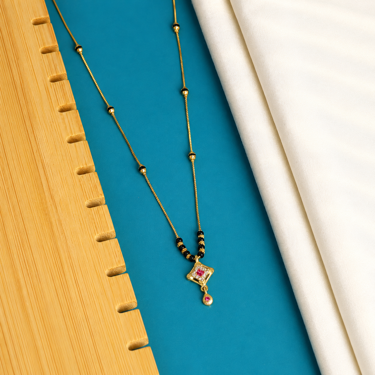 FLORAL SPARK MANGALSUTRA
