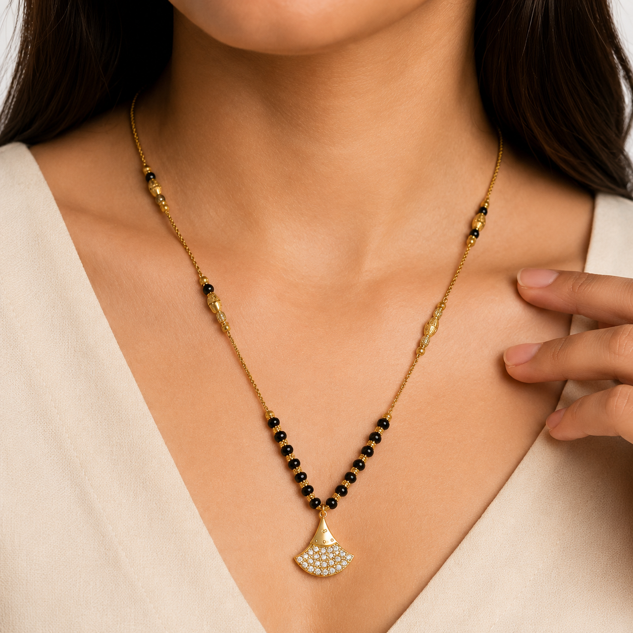 NOOR BAR MANGALSUTRA