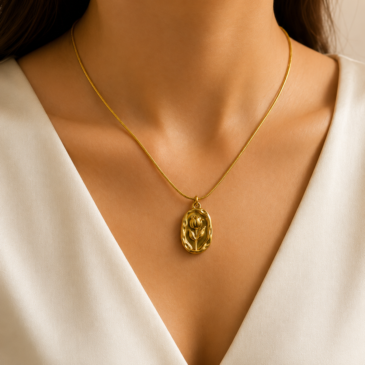 VINTAGE GOLDEN NECKLACE