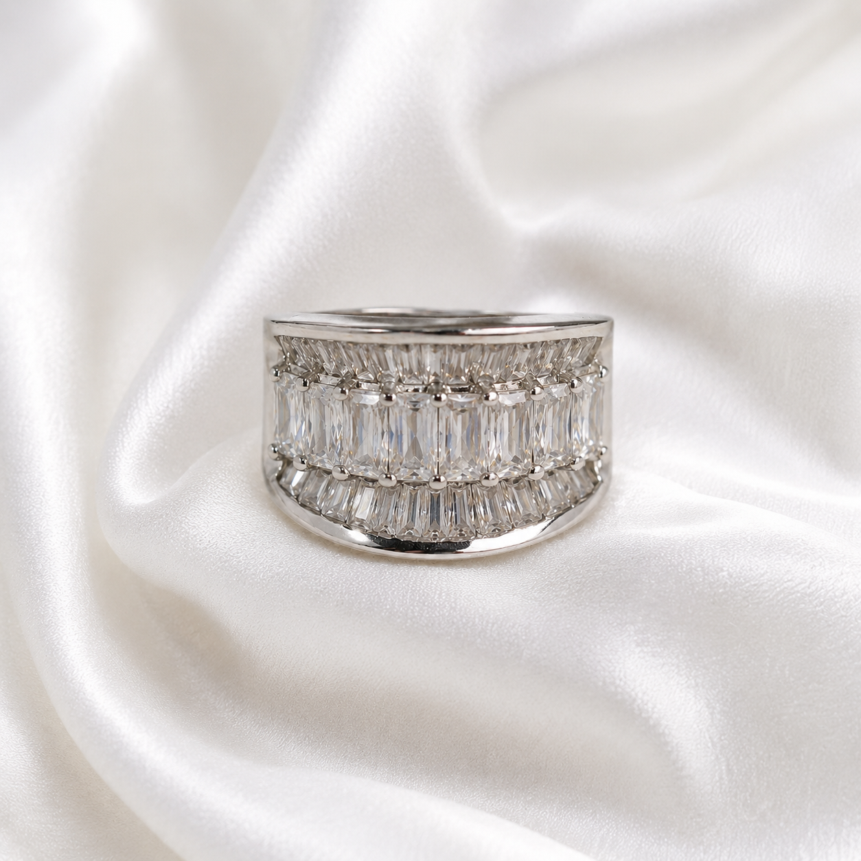 ROYAL ADJUSTABLE RING