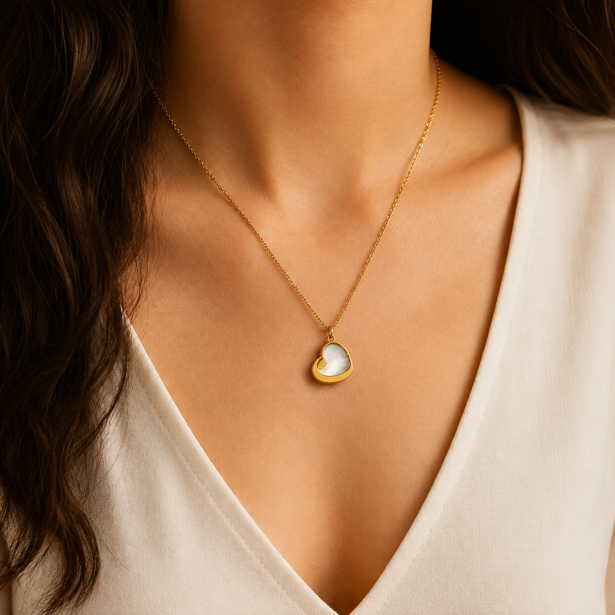LUNA HEART NECKLACE