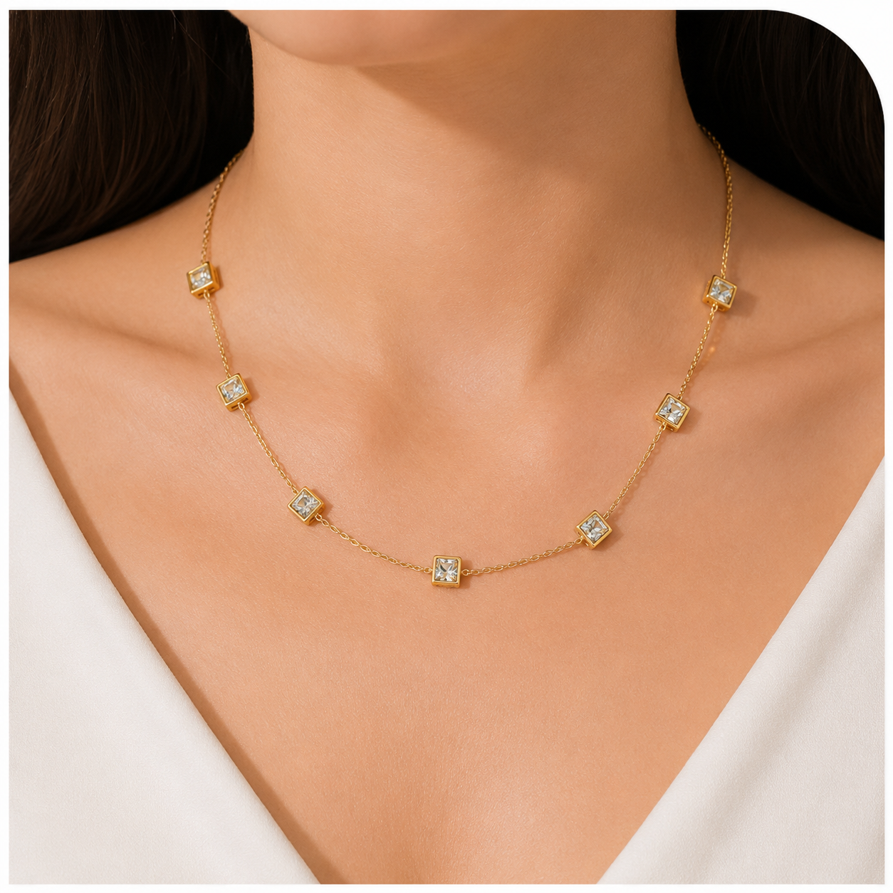 SQUARE GLOW NECKLACE