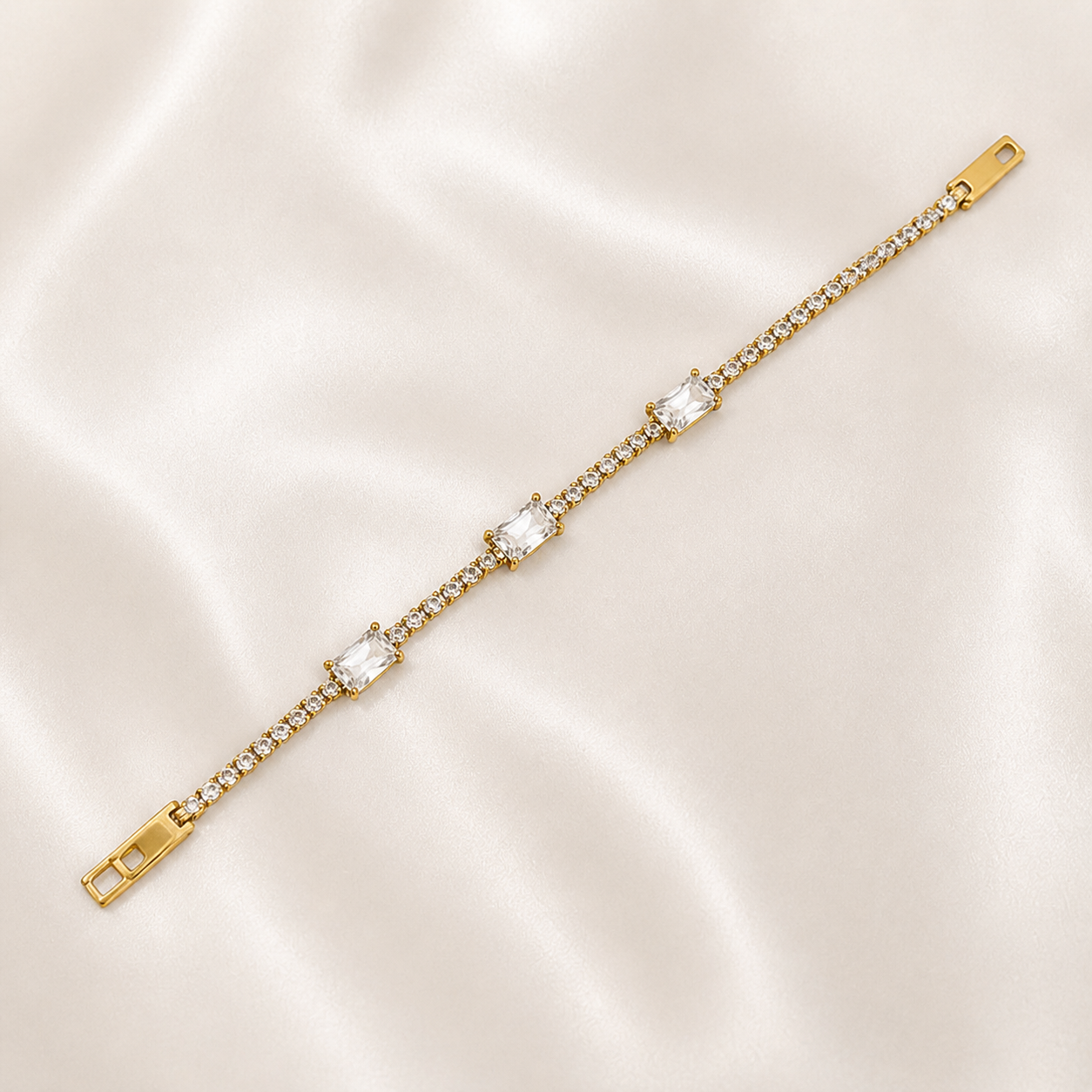 SOFT SPARK CHAIN BRACELET