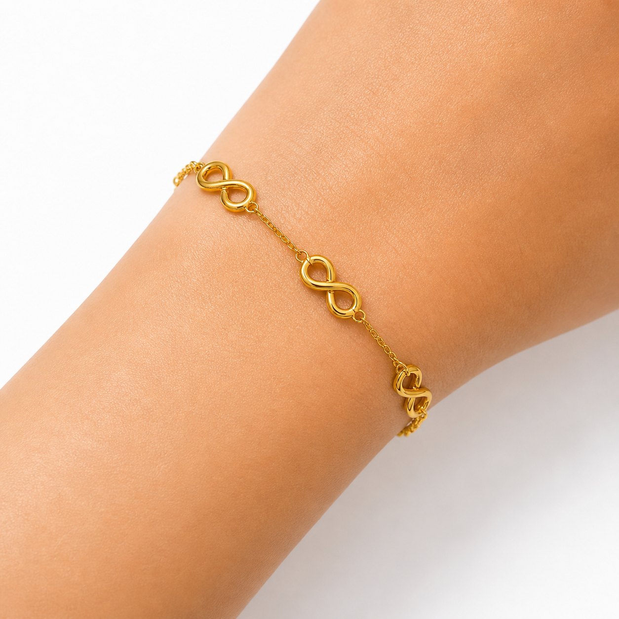 INFINITY CHAIN BRACELET