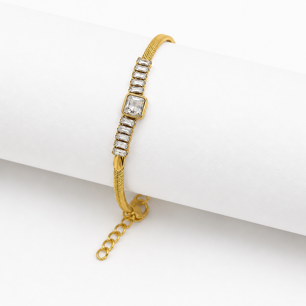 WHITE STONE CHAIN BRACELET