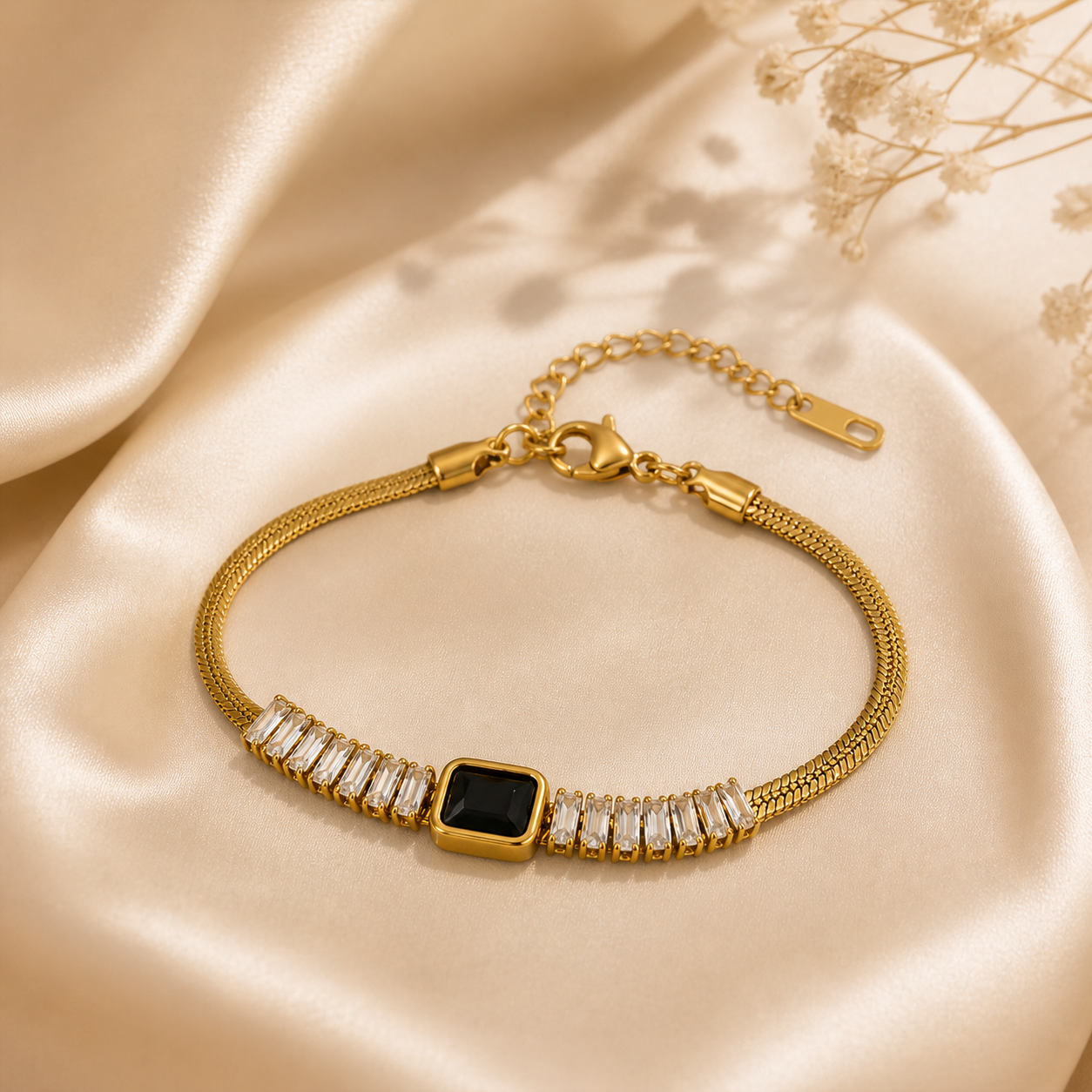 BLACK STONE CHAIN BRACELET
