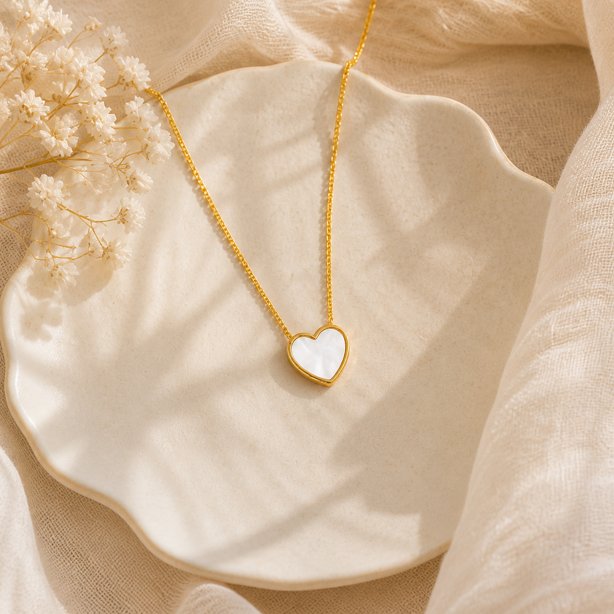 WHITE HEART NECKLACE