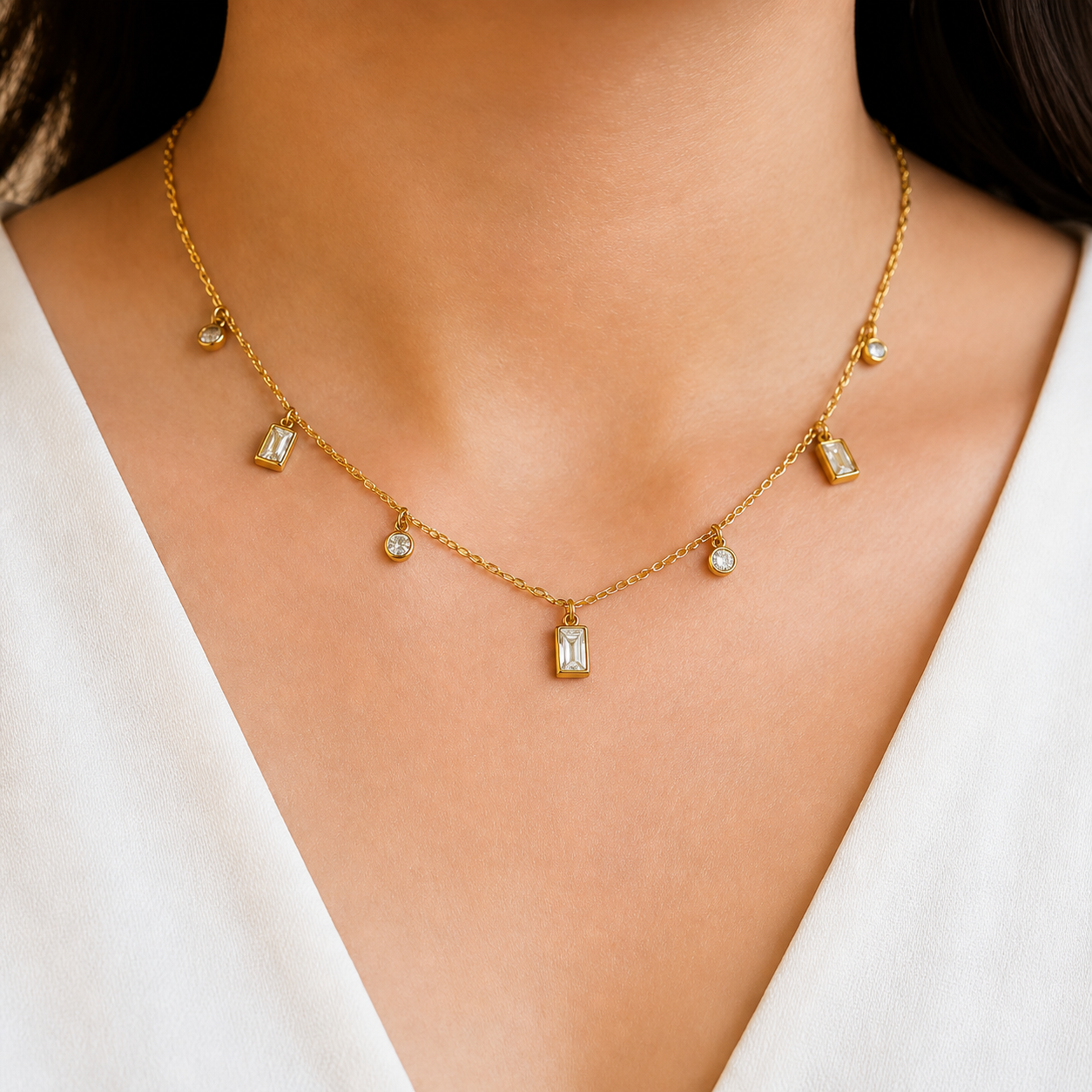 LUXE CHARM NECKLACE