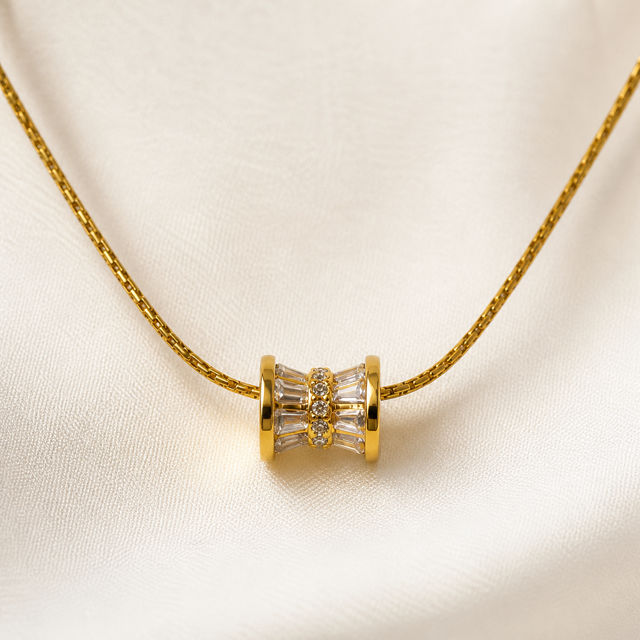 AURA LUXE NECKLACE