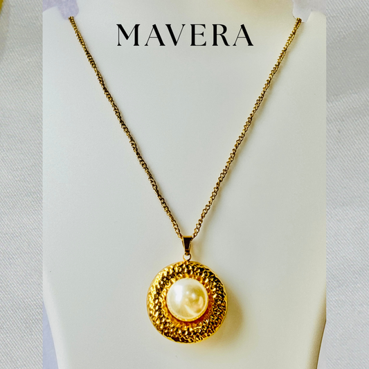 GOLDEN GLOW NECKLACE