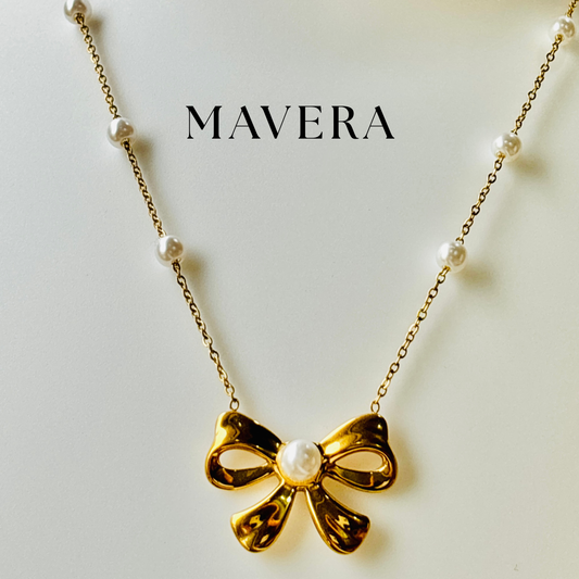 GOLDEN BOW NECKLACE