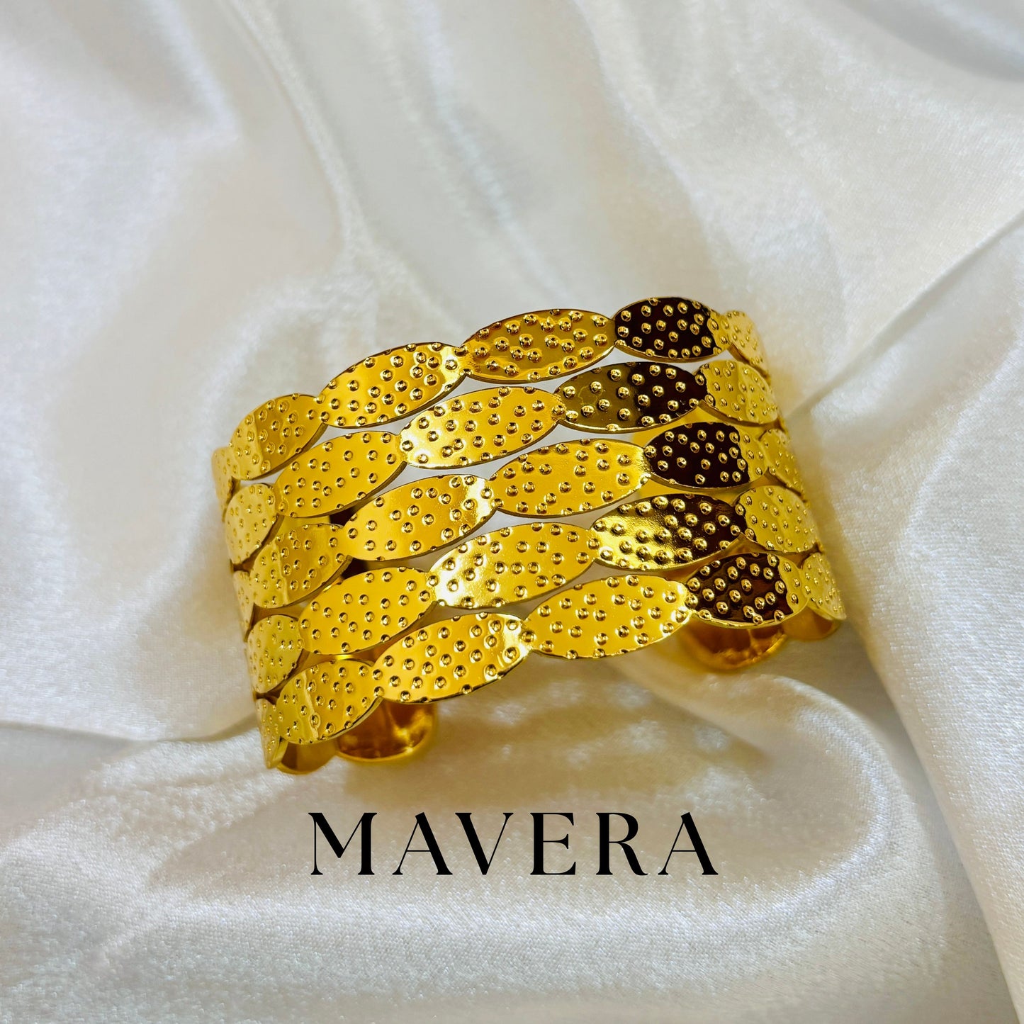 GOLD CUFF BANGLE BRACELET