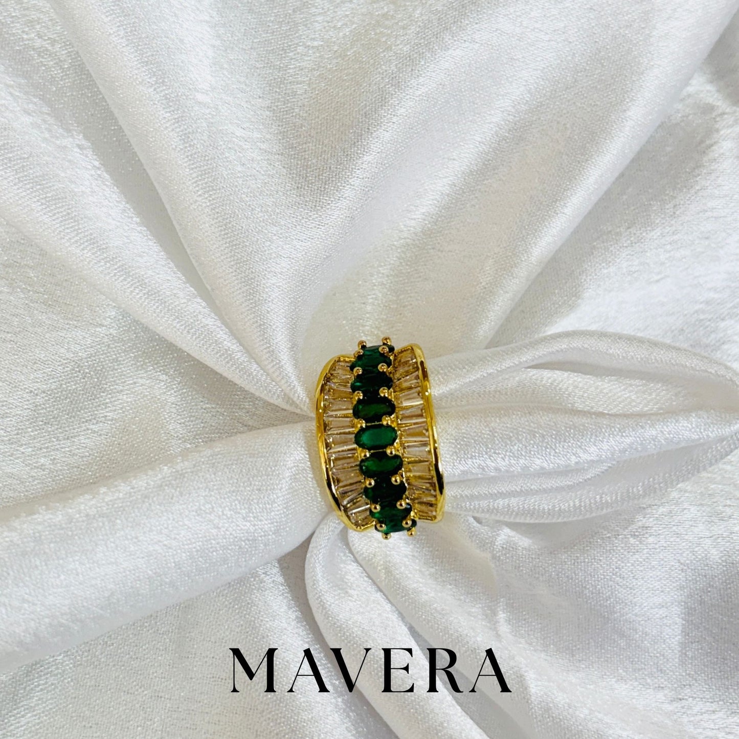 CELESTE GREEN HALO ADJUSTABLE RING