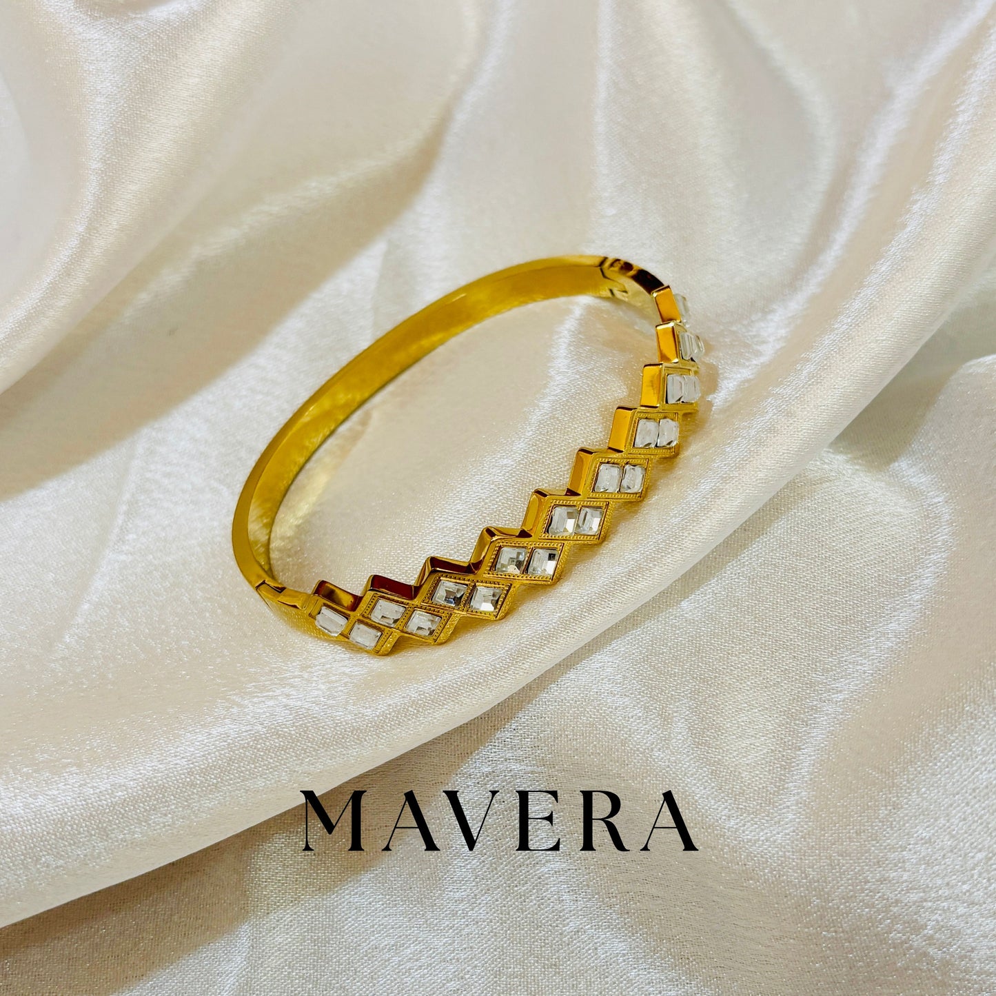 ZIGZAG ROYALE BRACELET