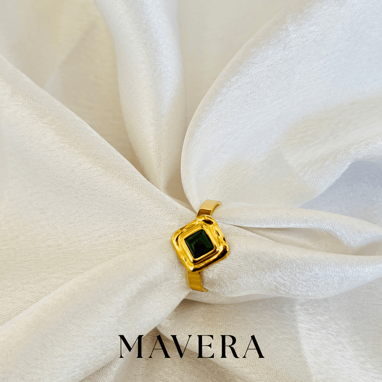 GREEN GOLDEN PRISM ADJUSTABLE RING