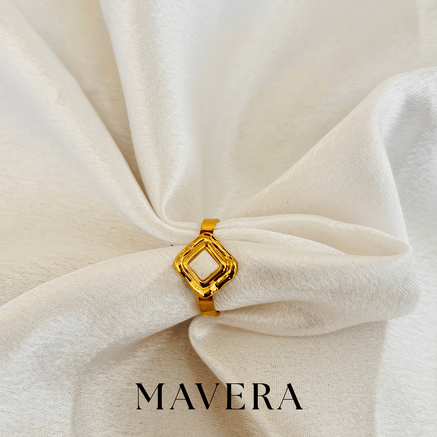 GOLDEN PRISM ADJUSTABLE RING