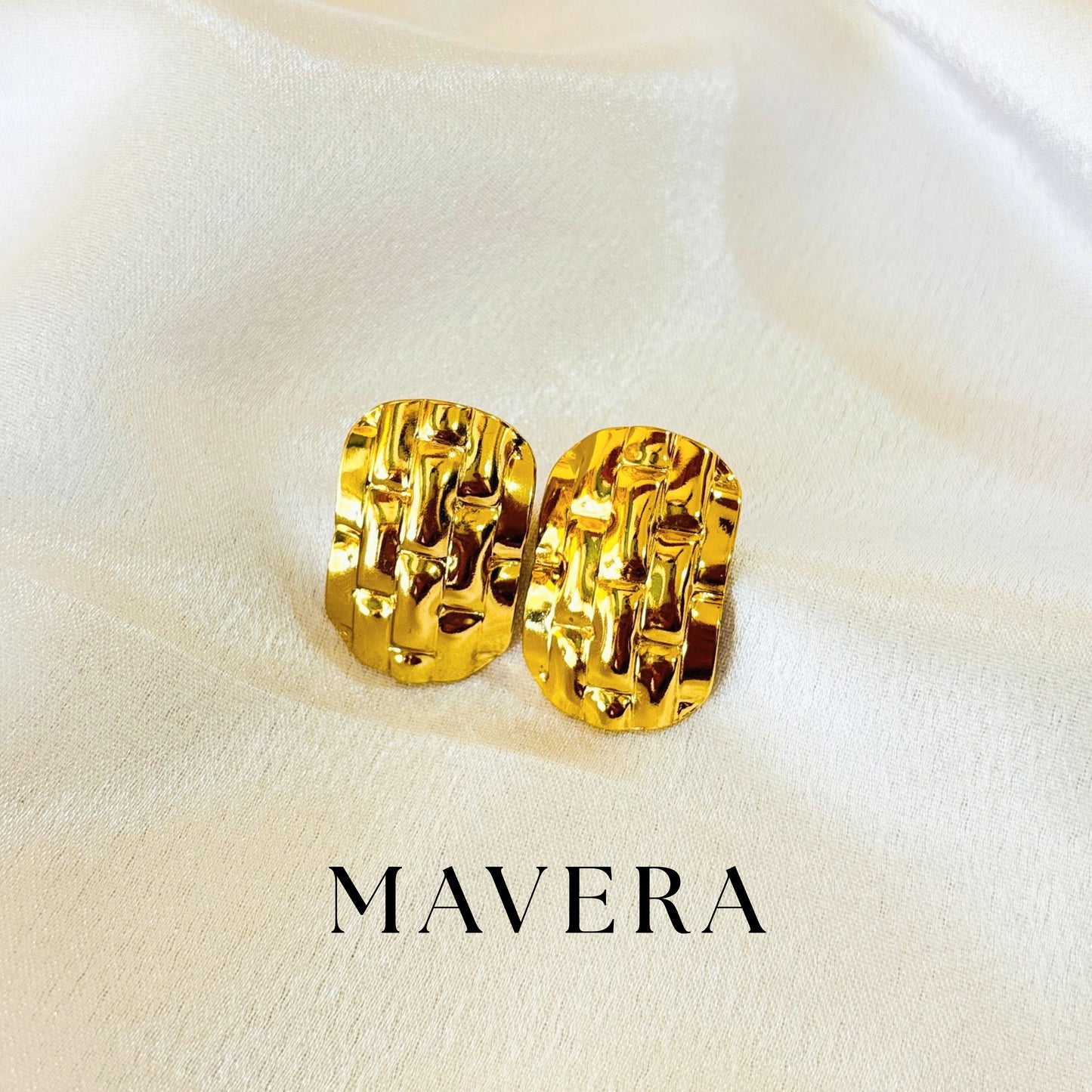 GOLDEN MATRIX EARRINGS