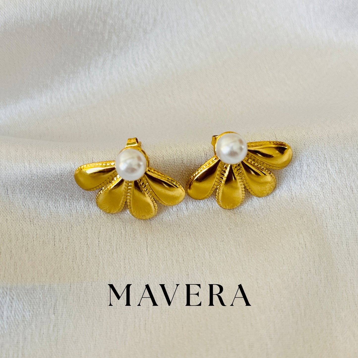 GOLDAN FAN PEARL EARRINGS