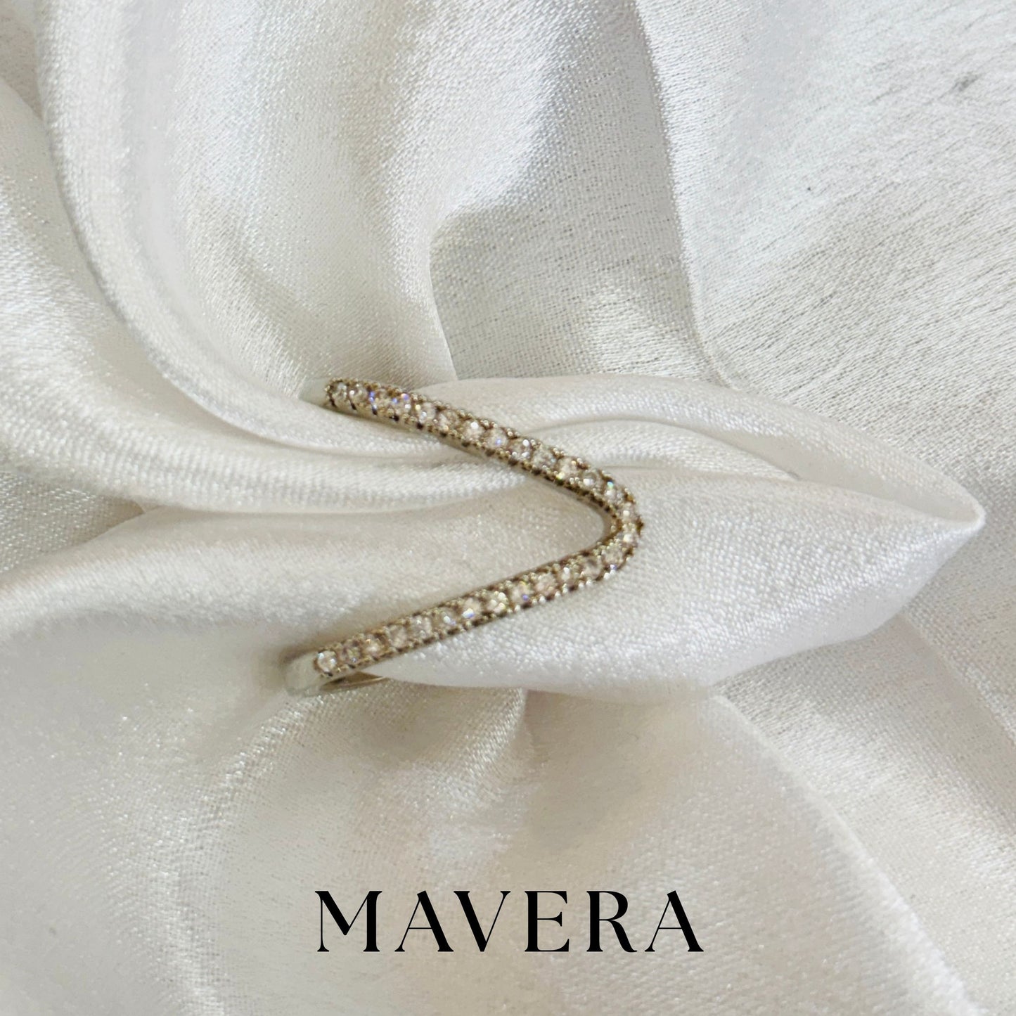 MAVERA V LUXE RING