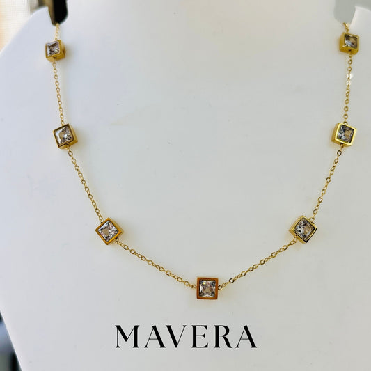 SQUARE GLOW NECKLACE