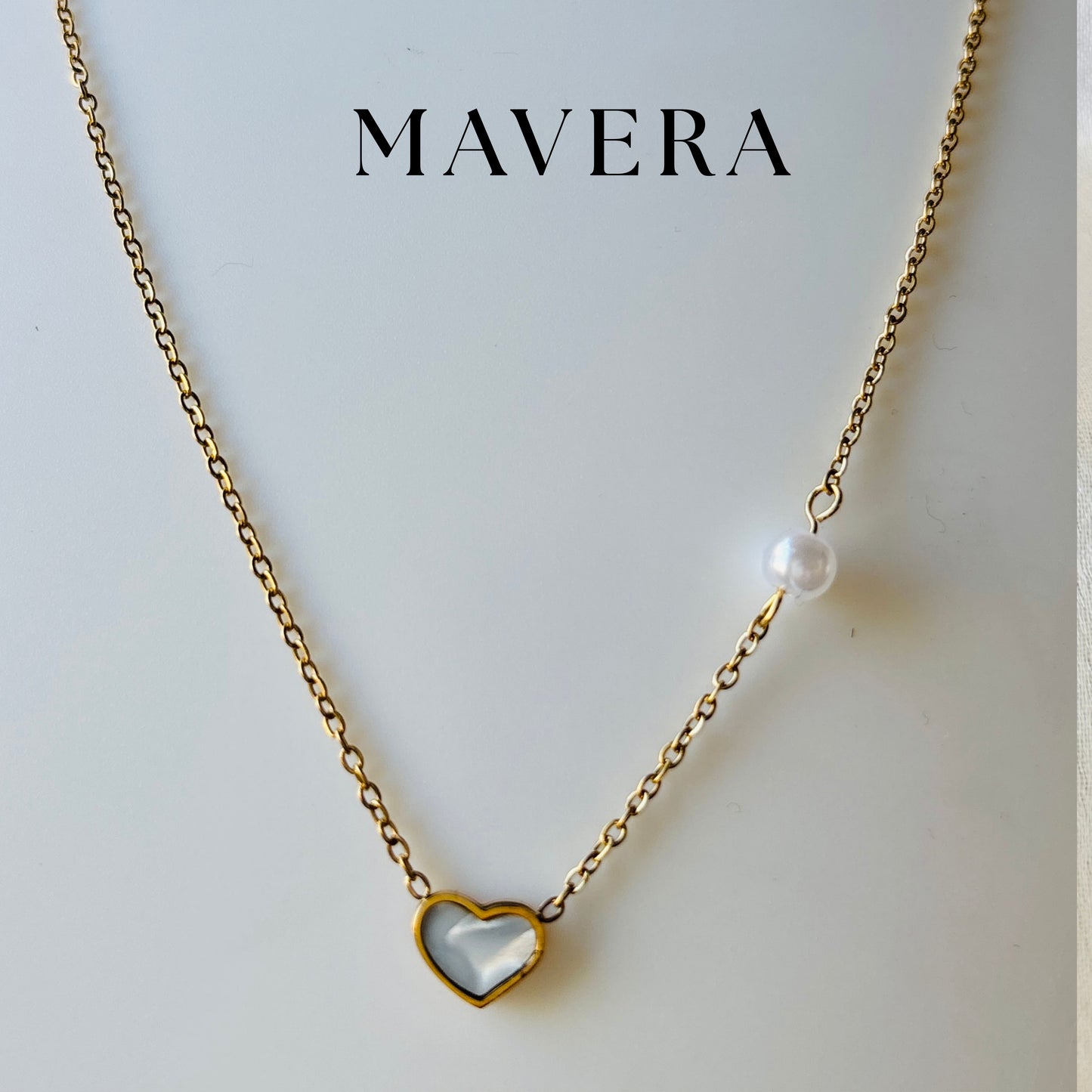 HEART PEARL NECKLACE