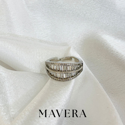 IVORY CROWN RING