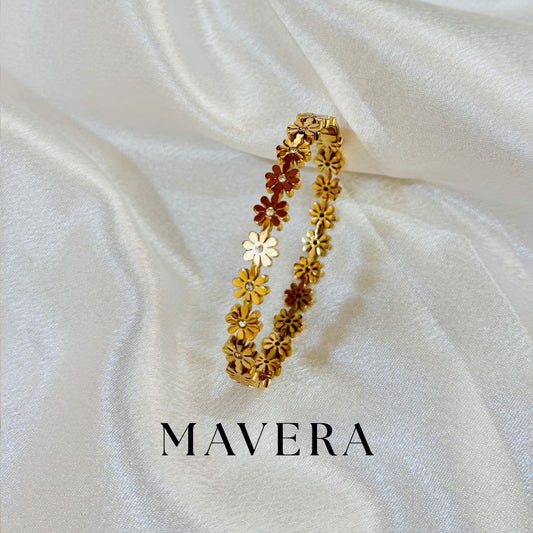 MILLER SPARKLING FLOWER BRACELET