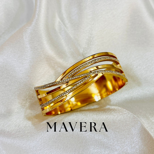 ELEGANT AURA BRACELET