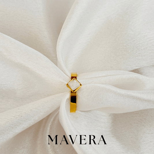 SOFT AURA ADJUSTABLE RING