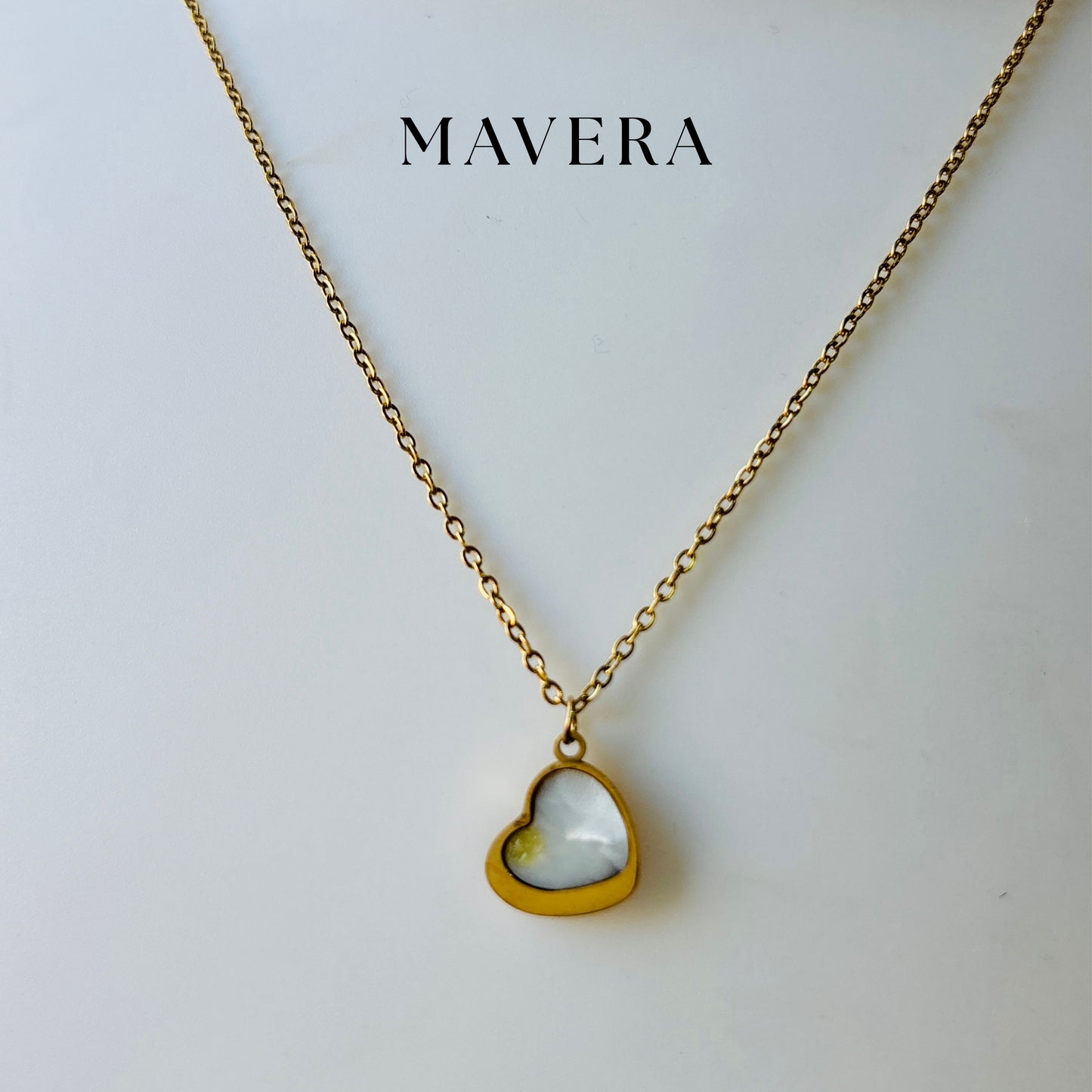 LUNA HEART NECKLACE