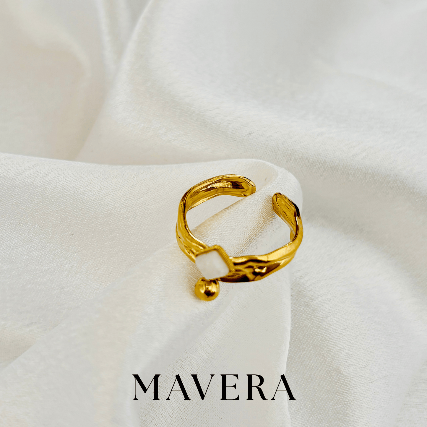 SOFT AURA ADJUSTABLE RING