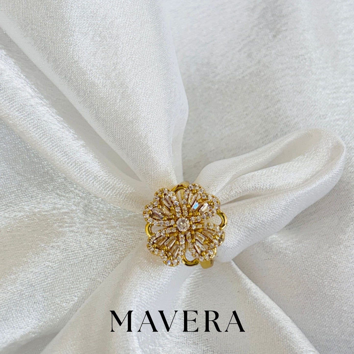 SURYA BLOOM ADJUSTABLE RING
